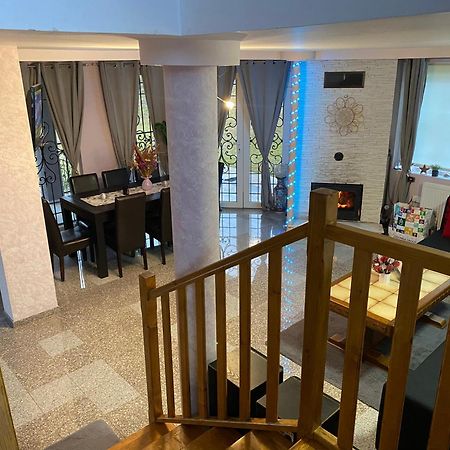 דירות אלבה לוליה Lidia House מראה חיצוני תמונה