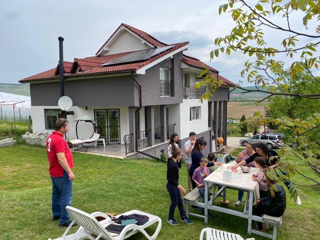 דירות אלבה לוליה Lidia House מראה חיצוני תמונה